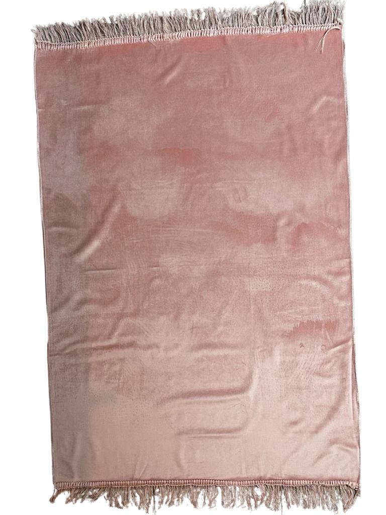 Gebedskleed met naam velvet - Roze - Geborduurd