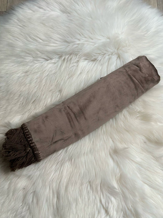 Gebedskleed met naam velvet | Taupe | Geborduurd