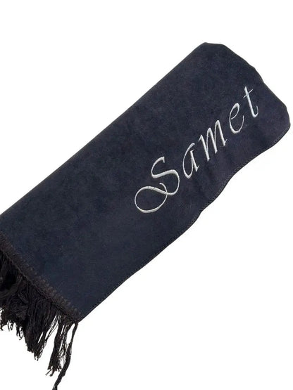 Gebedskleed met naam velvet - Zwart - Geborduurd - Maatje voor Maatje